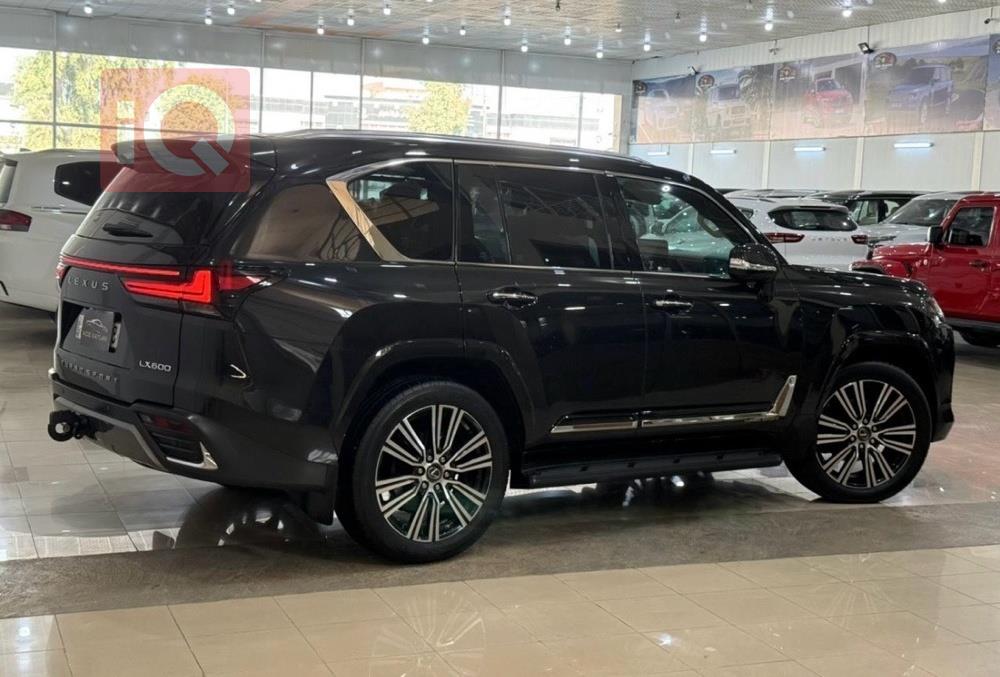 Lexus LX
